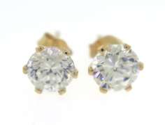 Elegant Yellow Gold Cubic Zirconia Stud Earrings