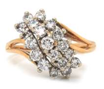 Beautiful 14kt YG Diamond Cluster Ring