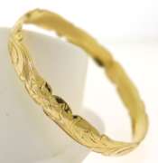 Simple Yellow Gold Engraved Plumeria Bangle