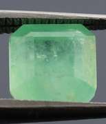 Stunning 1.62ct bright green Colombian emerald