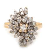 Glamorous 14ky YG Diamond Spiral Cluster Ring