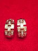 LADIES 14K YELLOW GOLD AND DIAMOND EARRINGS