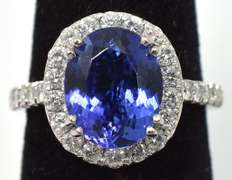 Pretty Tanzanite & Diamond Halo Ring in Platinum