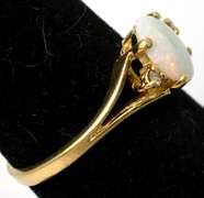 Charming Opal Ring in Yellow Gold