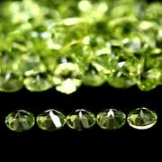 Brilliant 5.05ct set of matched diamond cut Peridot