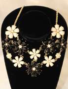 Set Of Fashion Jewelry Neck Lace