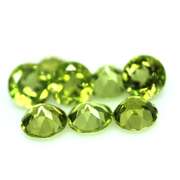 Fantastic 3.27ct 4.5mm round brilliant cut Peridot set