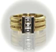 Stunning 18K Baguette Diamond Ring