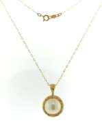 Elegant Fresh water Pearl Pendant on Chain
