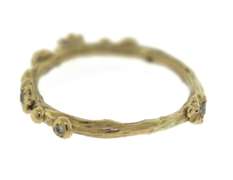 Beautiful Yellow Gold Diamond Flower Band