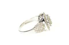 10K White Gold 1.05 Ctw Diamond Oval Halo Cluster Engagement Ring
