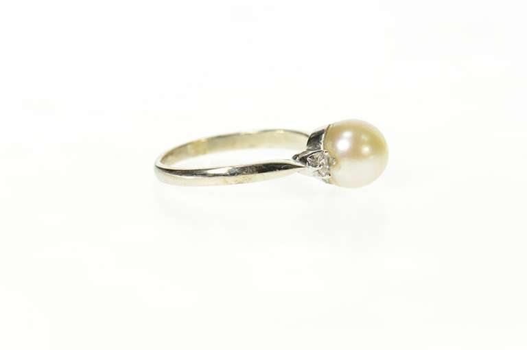 14K White Gold Three Stone Retro Classic Pearl CZ Accent Ring