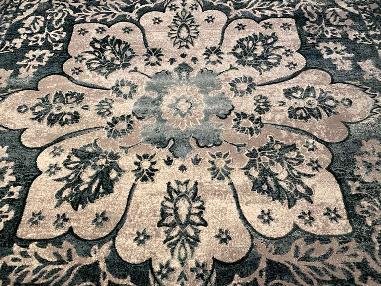 PREMIUM CARVED VINTAGE  DESIGN  RUG 8x10