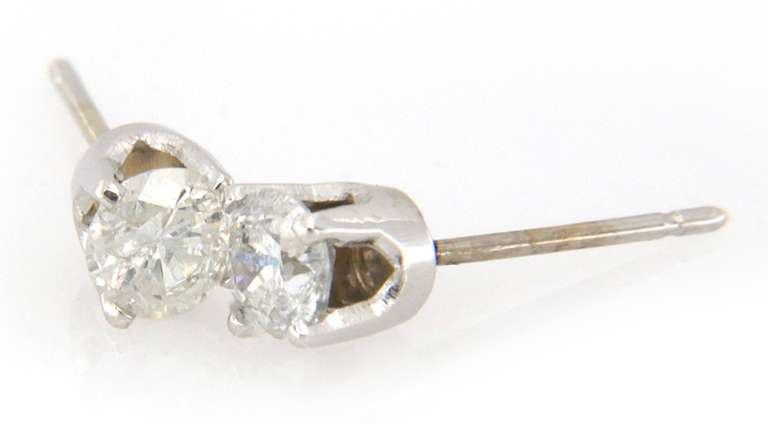 Elegant 14kt YG Diamond Stud Earrings