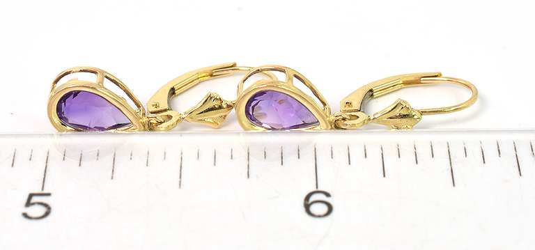 Refreshing Amethyst Dangle Earrings in Yellow Gold
