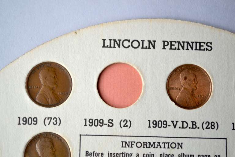 Antique Lincoln Cent Album 1909-1929