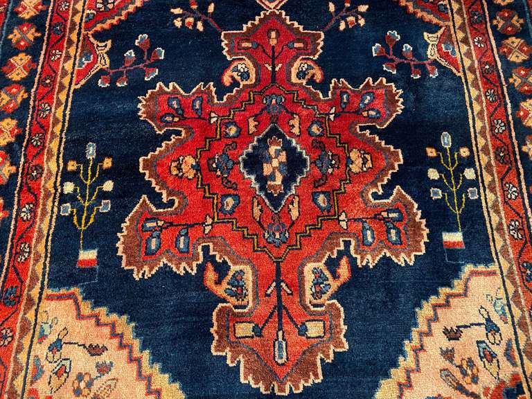 EXQUISITE FINE PERSIAN  RUG 5'.6" X 10'.2"