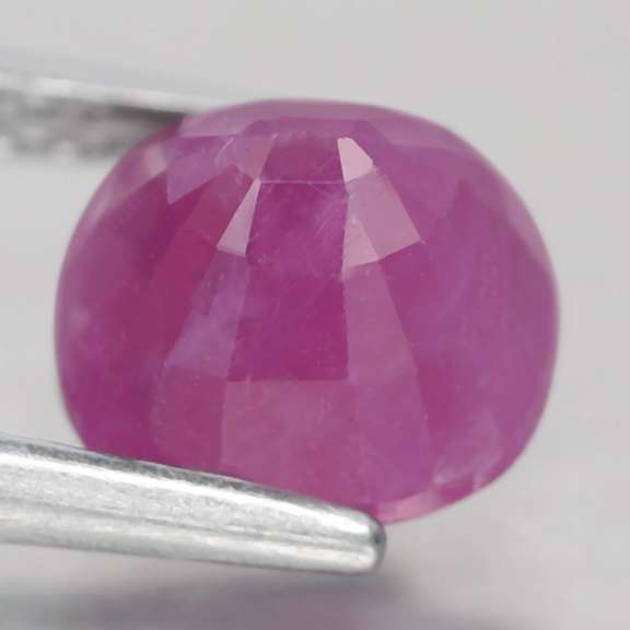 Glistening violet red 3.76ct UNHEATED Ruby