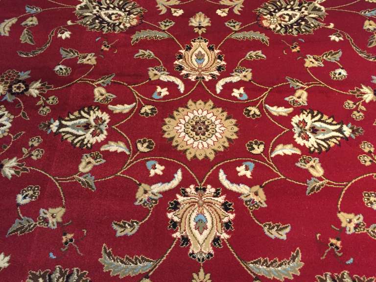 DETAILED CLASSIC DESIGN RUG 7x10