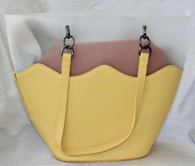 Designer Style 100% Fine leather Bag