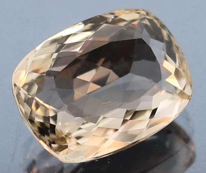 Brilliant! 8.66ct champagne Imperial Topaz