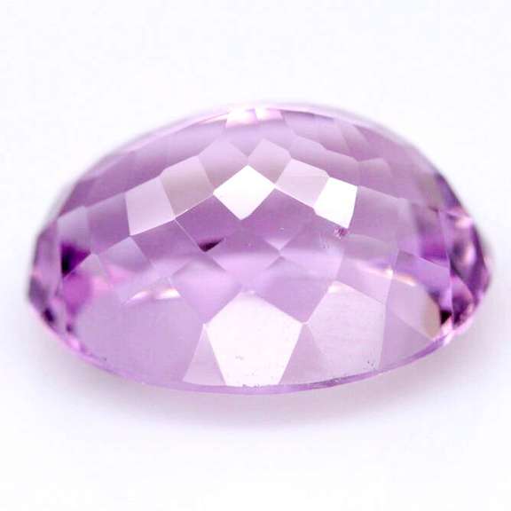 Glittering oval cut 14.70ct pink Amethyst