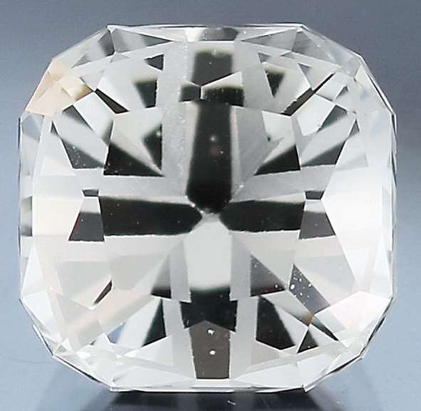 Precision cut! 8.12ct AAA diamond white Topaz