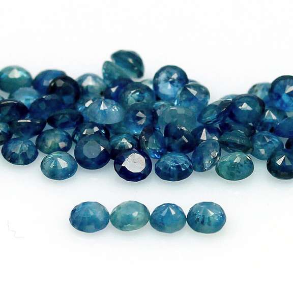 Multi-hue 7.23ct natural blue Sapphire set