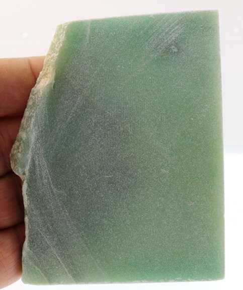 Gorgeous grass green! 610ct untreated Aventurite