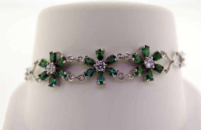 Sterling Silver Green Stone Floral bracelet