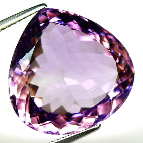 Glistening 22.09ct violet pink Brazilian Amethyst