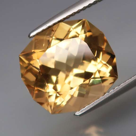AAA cut color and clarity 8.16ct Brazilian Citrine