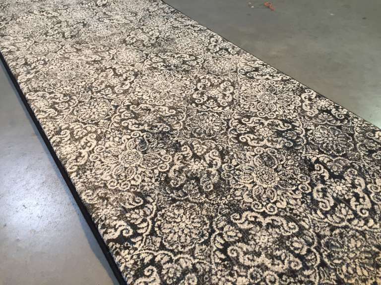 BELGIUM BLEND OF CLASSIC AND MODERN RUNNER 11'