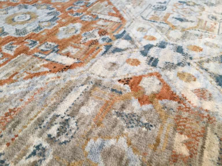 DECORATIVE WOOL RUNNER 10'