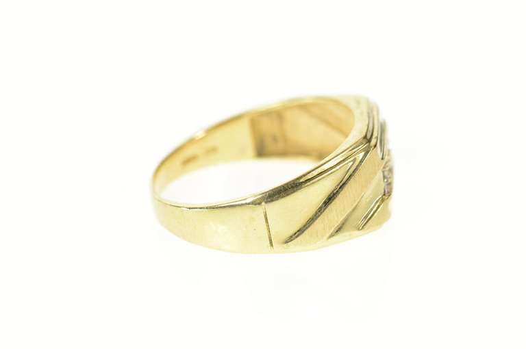 10K Yellow Gold Men's Squared Diamond Graduated Wedding Ring
