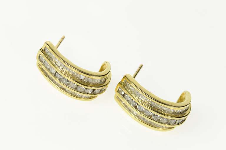 10K Yellow Gold 1.68 Ctw Round Baguette Diamond Semi Hoop Earrings