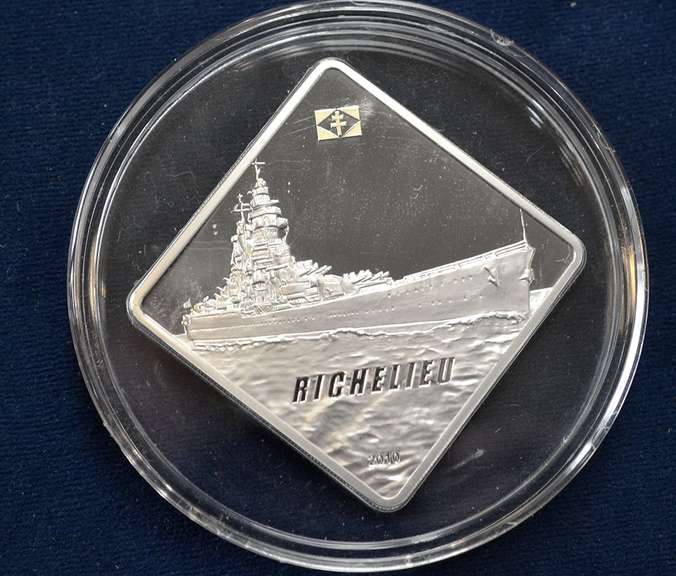 2010 Republic Of Palau 10 Dollar Richelieu