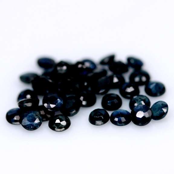 Natural 8.23ct royal blue Sapphire set