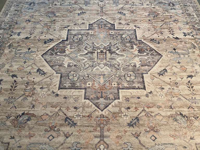 VINTAGE REPRODUCTION RUG 8x10