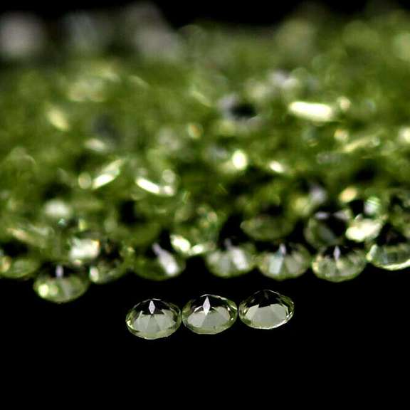 Brilliant 5.78ct set of matched diamond cut Peridot