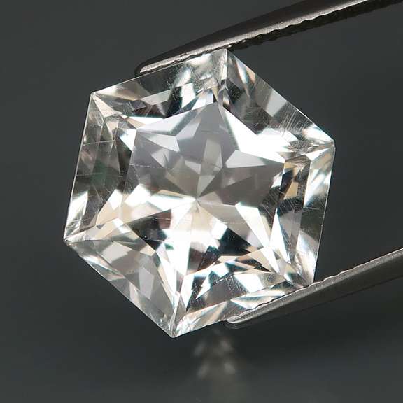 Stunning! 10.04ct diamond white Brazilian Quartz