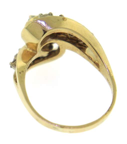 Gorgeous 14kt Yellow Gold 0.80ctw Diamond Swirl Ring