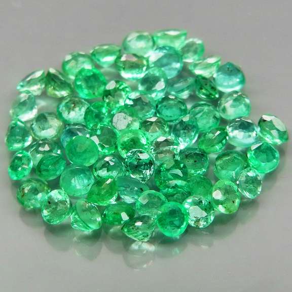 Outstanding 4.79ct real Colombian Emerald set