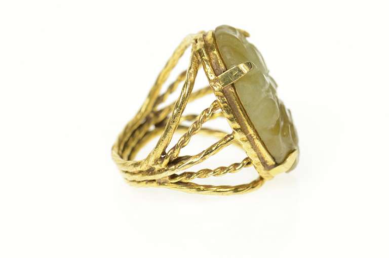 14K Yellow Gold Carved Floral Ornate Jade Retro Cocktail Ring
