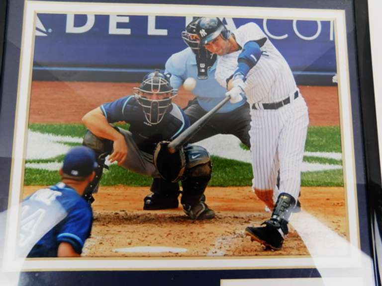 Derek Jeter Career Hit 3000 Framed Photos & Stats