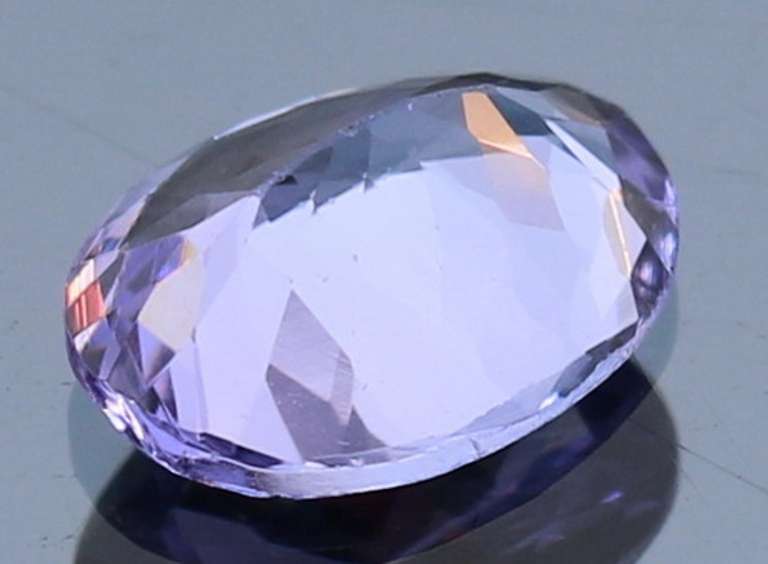 Vivid 1.66ct violet blue Tanzanite