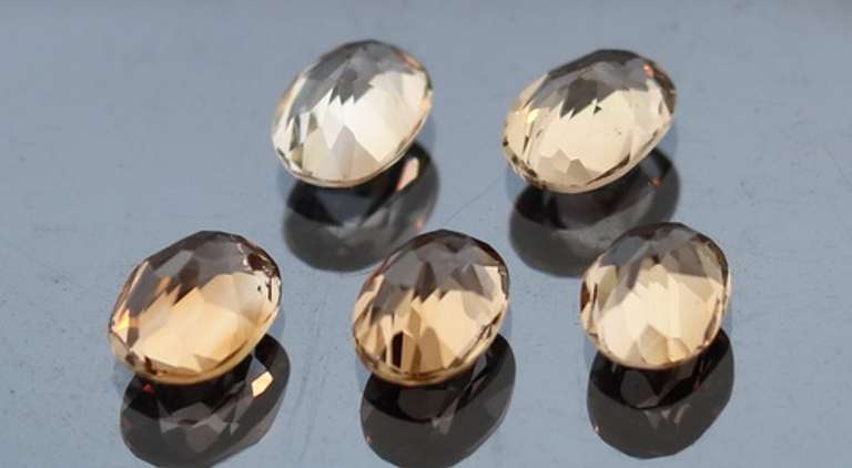 Gorgeous oval cut 8.17ct Imperial Topaz set