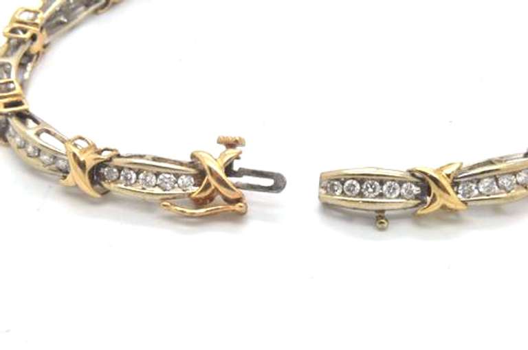 Ladies XOXO Diamond Bracelet