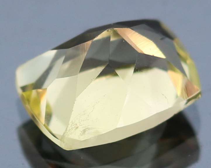 Bright 5.77ct cushion cut Lemon yellow Citrine