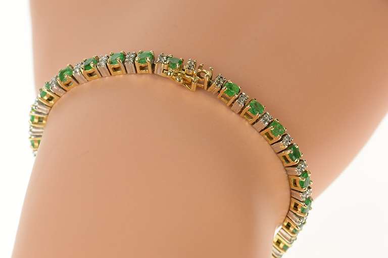 14K Yellow Gold Classic Emerald Diamond Accent Tennis Bracelet